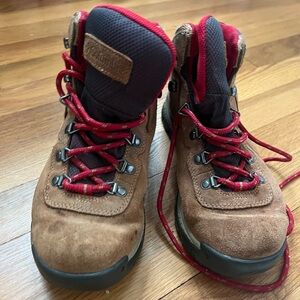 Columbia hiking boots